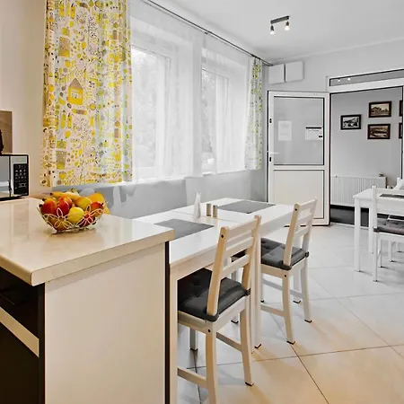 Olkuska 107 A Casa de hóspedes 3*