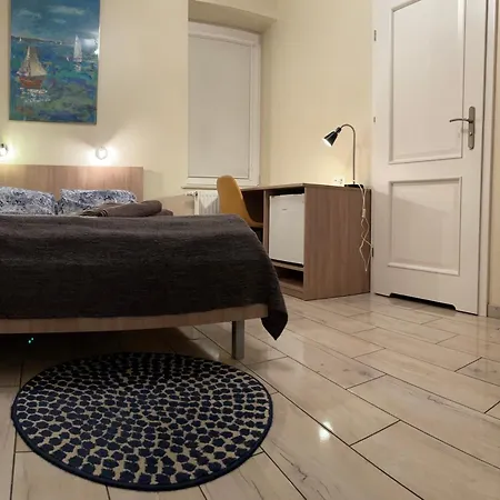 Olkuska 107 A Konukevi