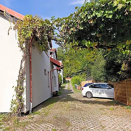 Pensión Olkuska 107 A 3*